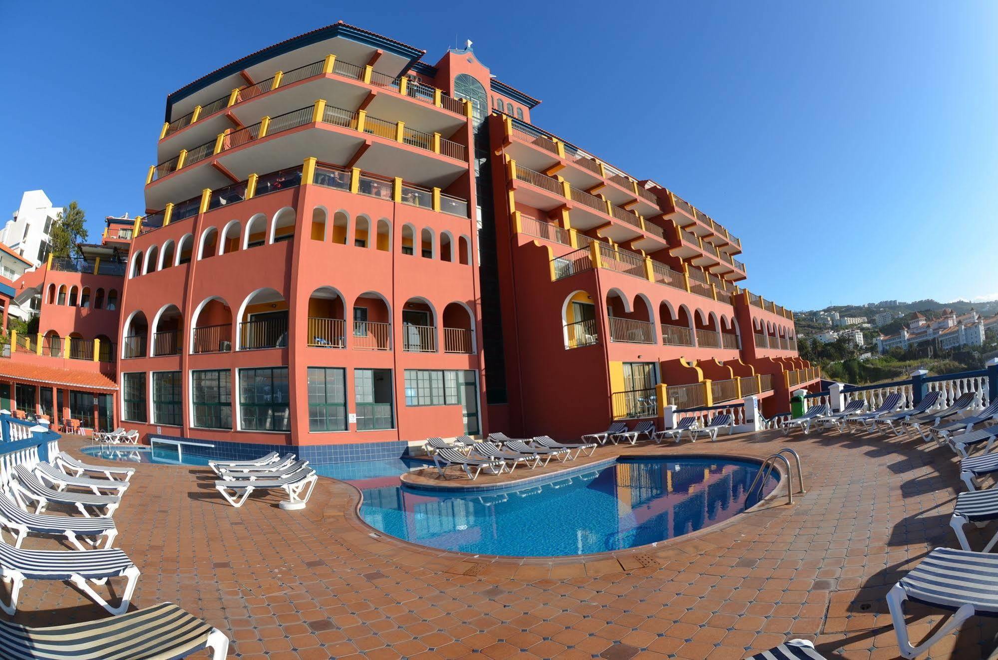 Hotel Royal Orchid Caniço Extérieur photo